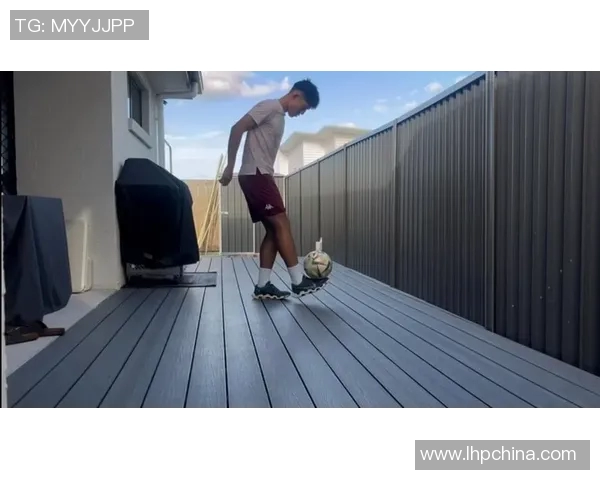 追随偶像的脚步模仿我最喜欢的足球明星的精彩瞬间与技巧